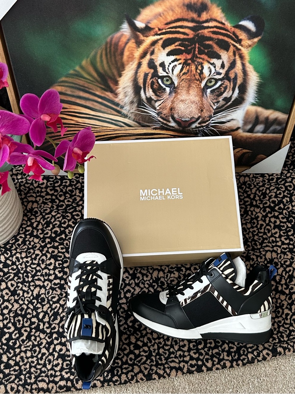 MICHAEL KORS NWT Lace-Up Georgie Trainer Shoes - Unisex - Picture 5 of 8